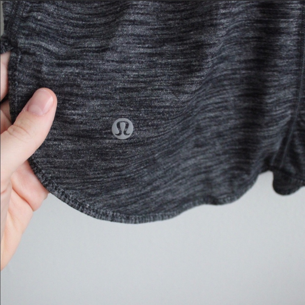 Lulu lemon tank top - Picture 3 of 4
